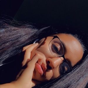 Meet your Posher, Tiesha